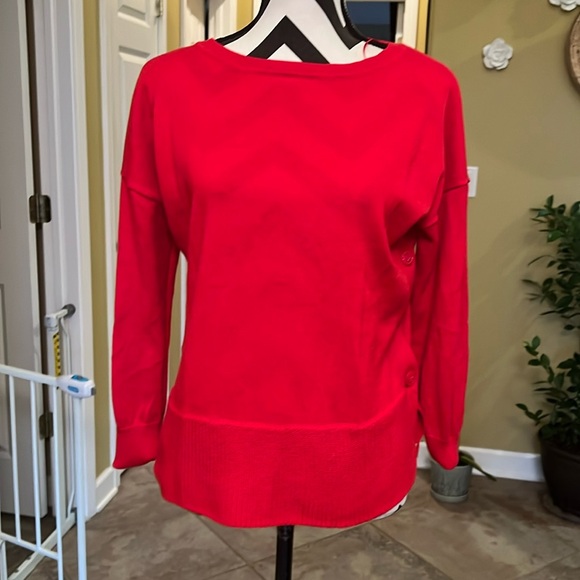 Tahari - Picture 1 of 7